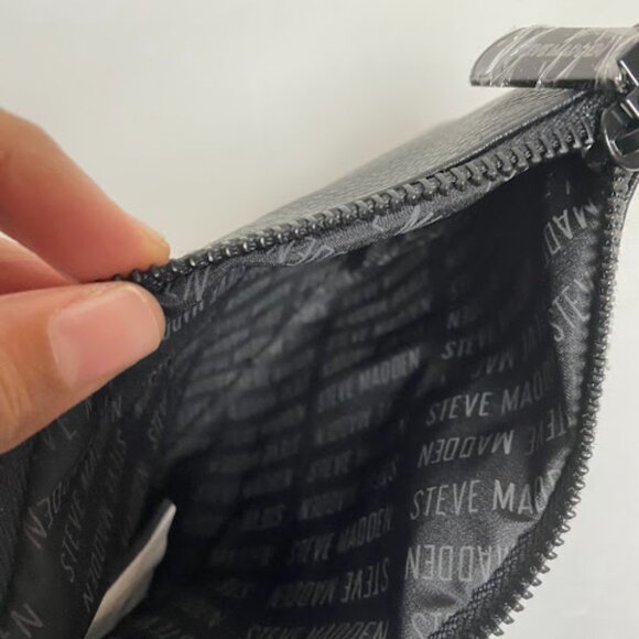 Steve Madden Black Pebbled Leather Women's Wristlet Clutch Small - Picture 6 of 7